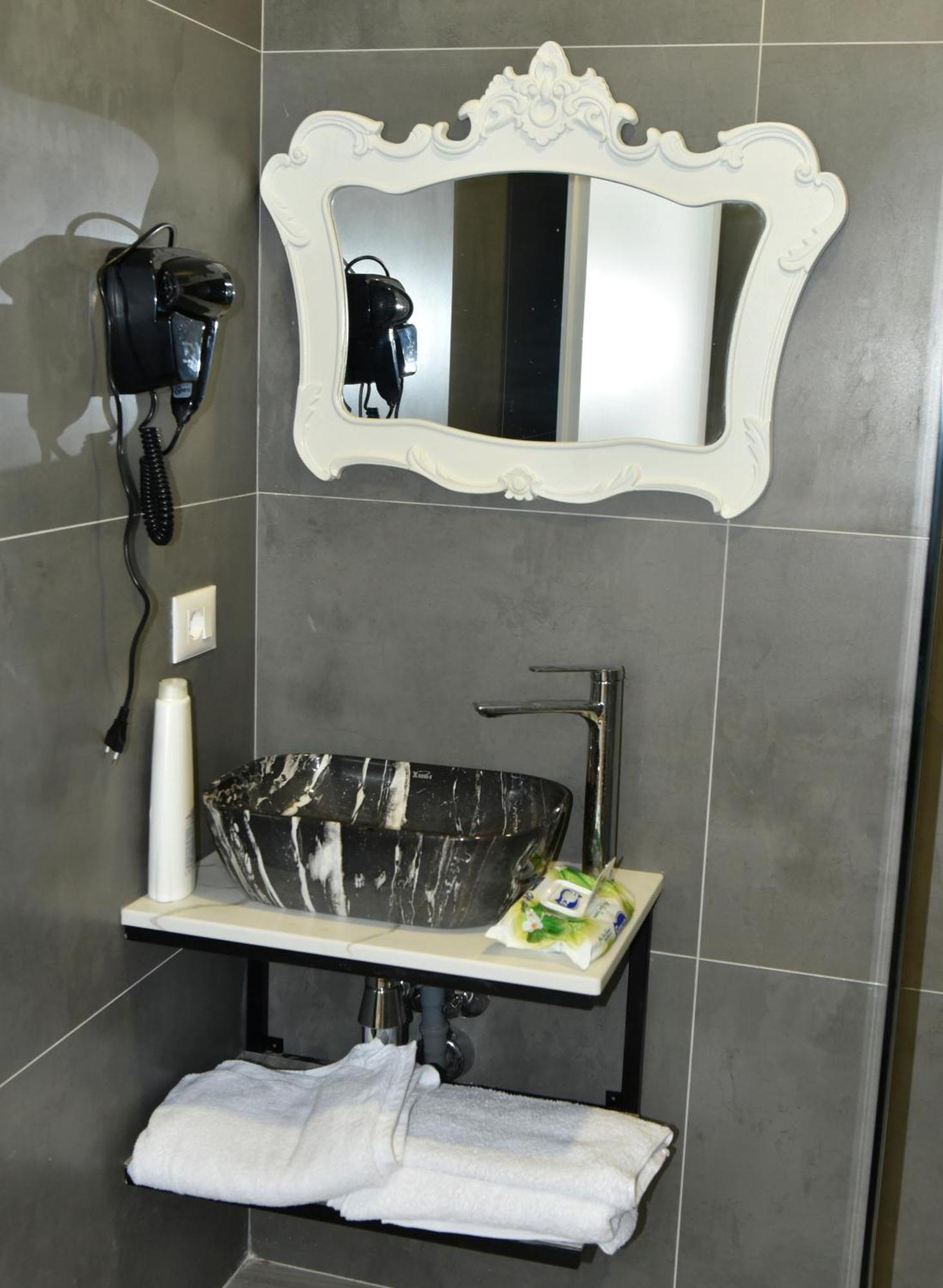 דורס City Center Rooms And Apartments מראה חיצוני תמונה